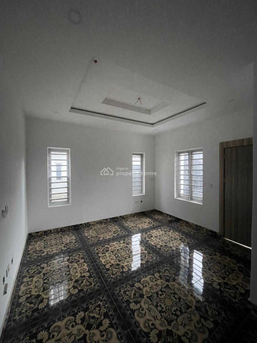 2 Bedroom Apartment Available, Ikota, Lekki, Lagos, Flat / Apartment for Sale
