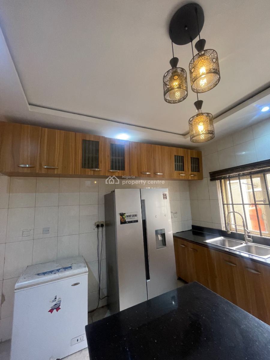 3bedroom Service Apartment, Awuse Estate, Opebi Ikeja, Opebi, Ikeja, Lagos, Flat / Apartment Short Let