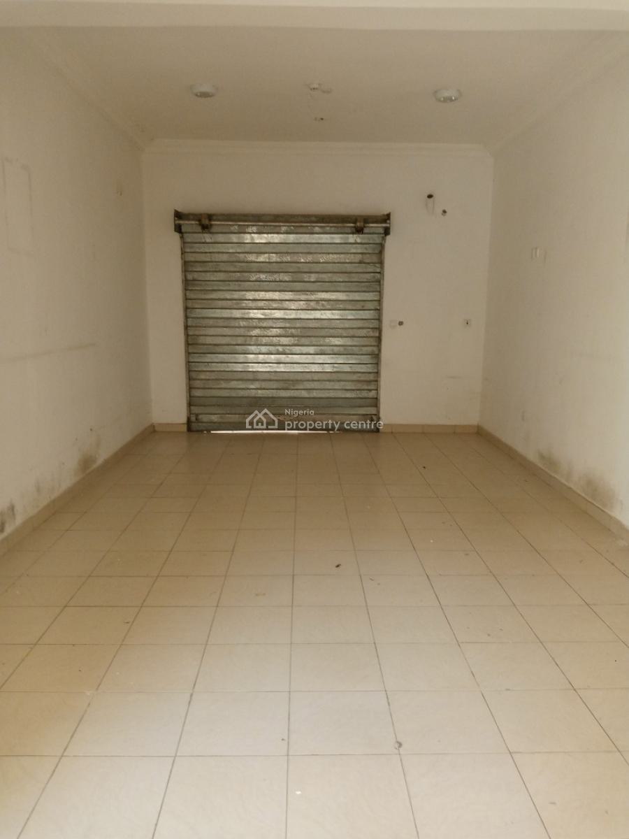 Spacious Plaza Shop, 1st Avenue, Gwarinpa, Abuja, Shop for Rent