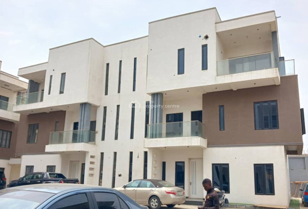 6 Bedrooms Terrace Duplex, Guzape Main, Guzape District, Abuja, Terraced Duplex for Sale