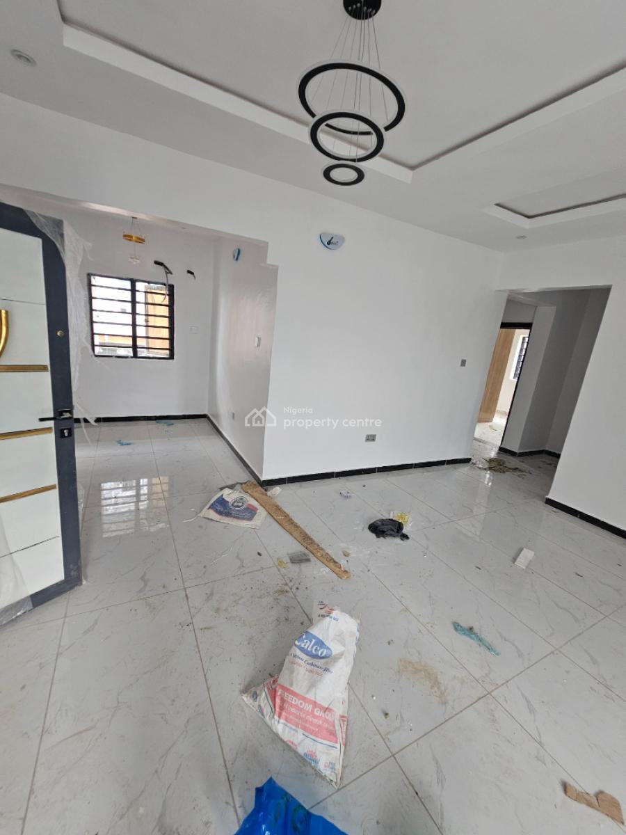 Executive Luxurious 3 Bedroom Flat, Off Cmd Road, Magodo, Lagos, Block of Flats for Sale
