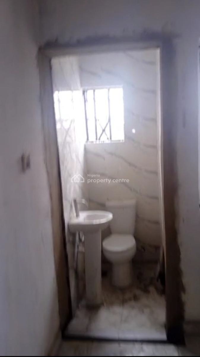 Very Spacious and Modern 2 Bedroom in a Very Good Location with Band a Light, Alapere, Ketu, Lagos, Flat / Apartment for Rent