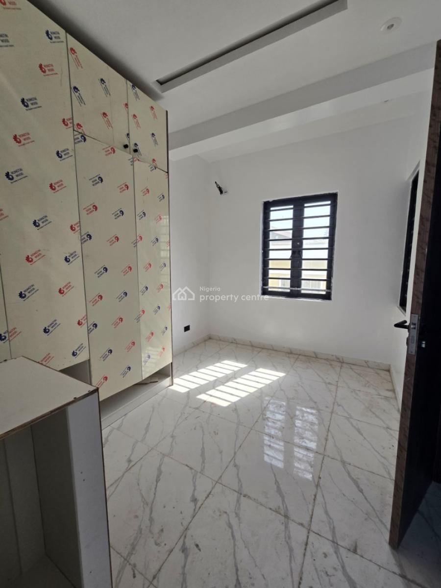 Luxury 3 Bedroom Apartment with Elevator and Pool, Lekki Phase 1, Lekki, Lagos, Flat / Apartment for Sale