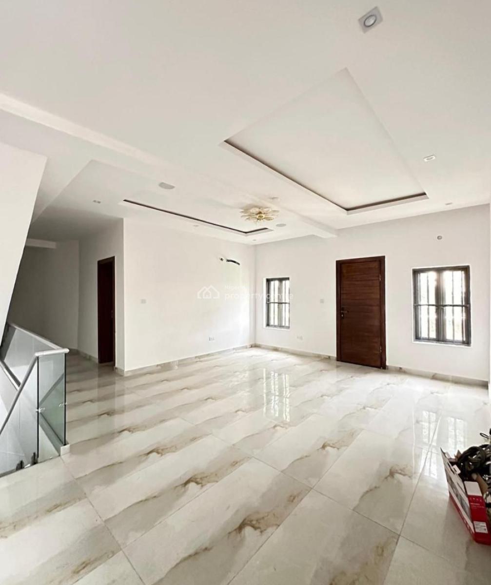 Beautiful 5 Bedroom Fully Detached Duplex with Bq, Lekki Phase 1, Lekki, Lagos, Semi-detached Duplex for Sale