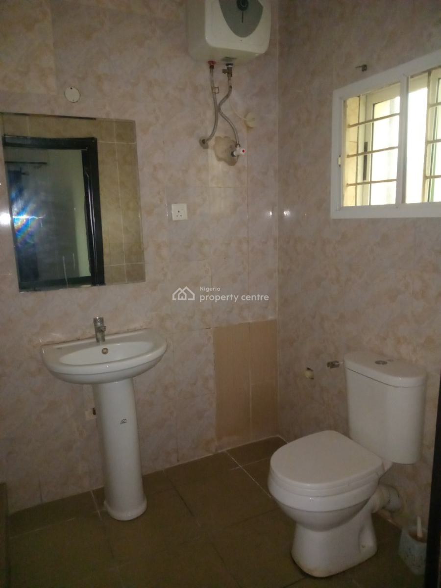 Spacious 3 Bedroom Flat, Furnished, Service with 24 Hours Power, Off Kunsela Road, Ikate Elegushi, Lekki, Lagos, Flat / Apartment for Rent