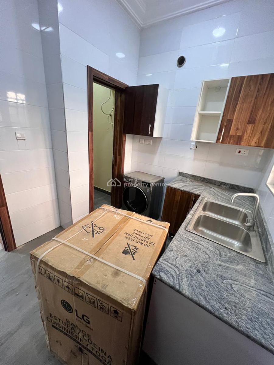 Luxury 3 Bedrooms Apartment, Lekki Phase 1, Lekki, Lagos, Flat / Apartment for Rent