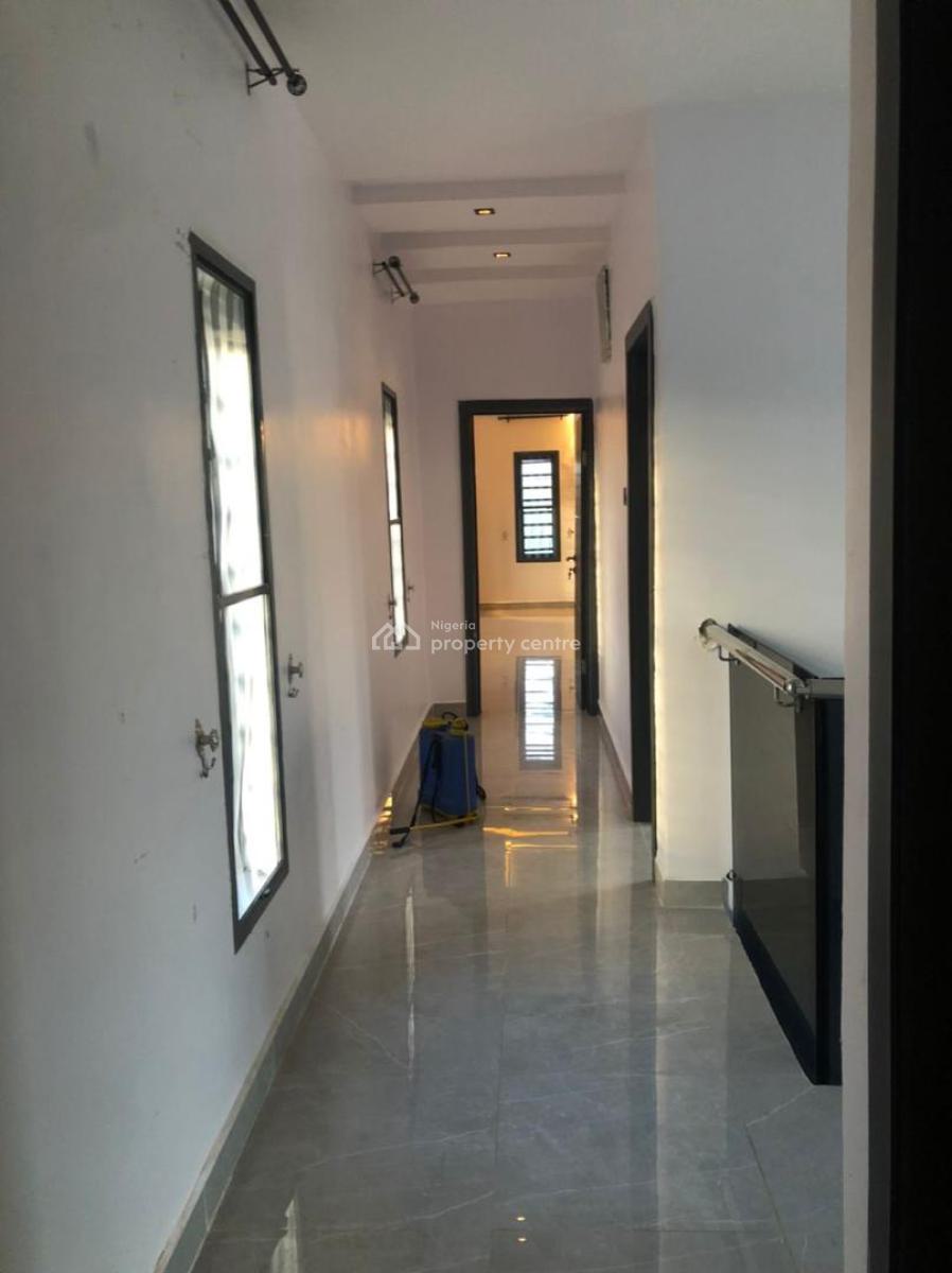 ️ Sophisticated 5-bedroom Duplex in The Heart of Egbeda, Gowon Estate Road, Egbeda, Alimosho, Lagos, Detached Duplex for Sale