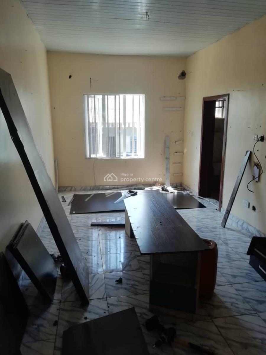 Newly Renovated 3 Bedroom, Sangotedo, Ajah, Lagos, Flat / Apartment for Rent