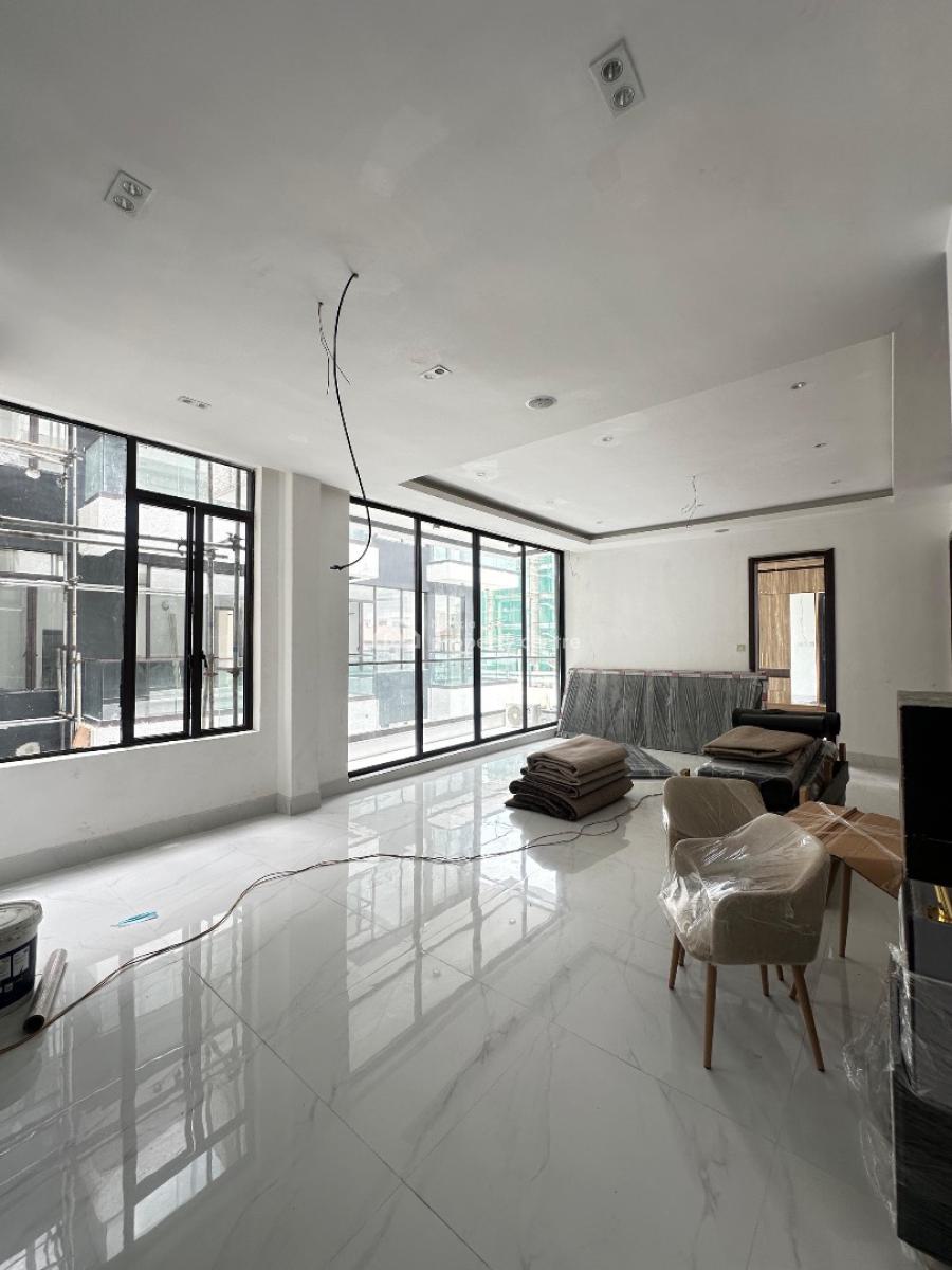 Exquisite 3 Bedroom Apartment with Swimming Pool and Gym, Lekki Phase 1, Lekki, Lagos, Block of Flats for Sale