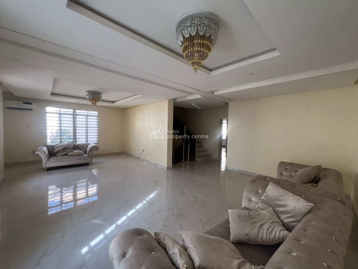 5 Bedroom Semi Detached Duplex with Bq, Lekki Phase 1, Lekki, Lagos, Semi-detached Duplex for Rent