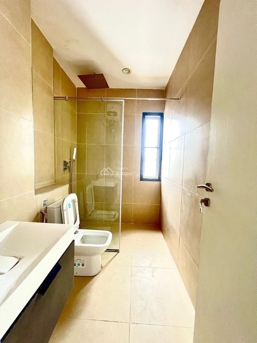 3 Bedroom Apartment with Bq, Open Plan Kitchen, Lekki Phase 1, Lekki, Lagos, Flat / Apartment for Sale