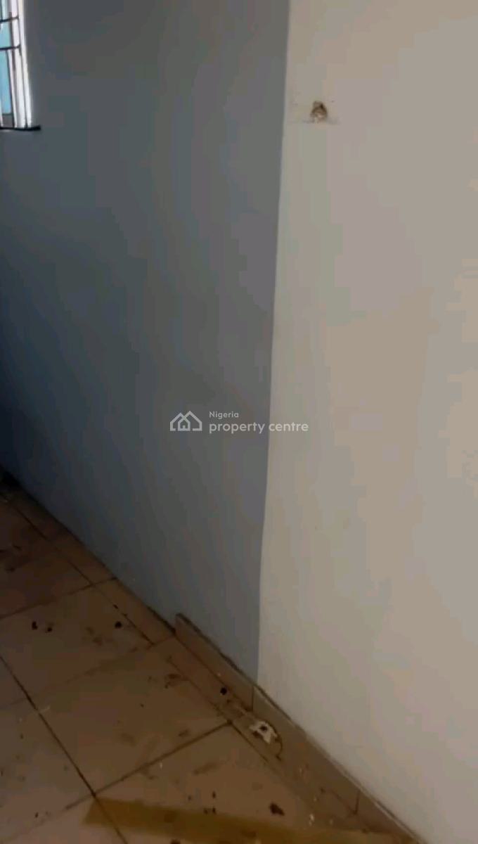 Standard and Spacious Miniflat, Ogunbadejo Street, Shomolu, Lagos, Mini Flat (room and Parlour) for Rent
