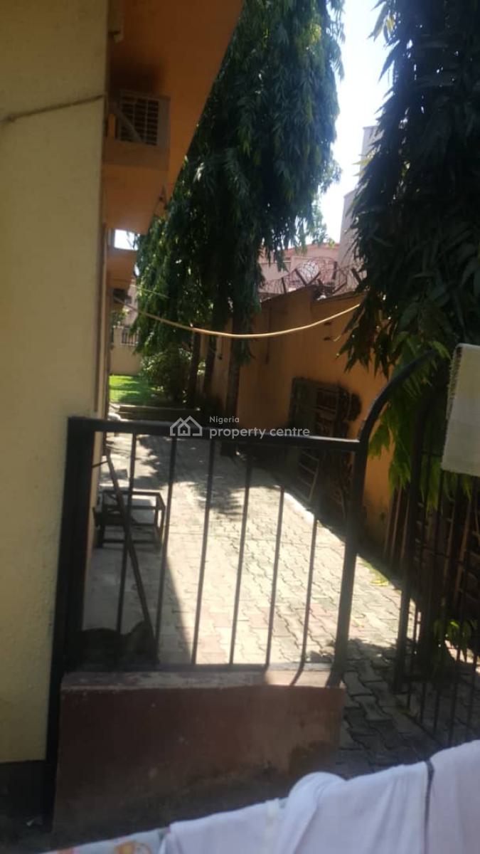Massive 6bedroom, Ajah, Lagos, Detached Duplex for Sale