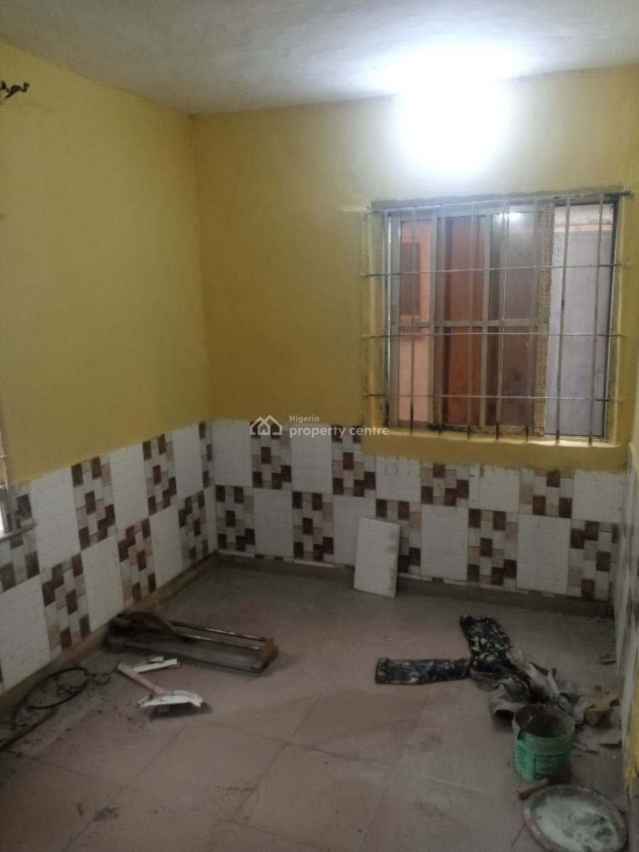 2 Bedroom, Off Olufemi, Surulere, Lagos, Flat / Apartment for Rent