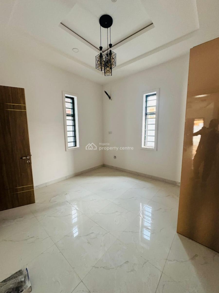 Alluring and Spaciously Built 5 Bedroom Detached Duplex with Bq, Omole Phase 1, Ikeja, Lagos, Detached Duplex for Sale