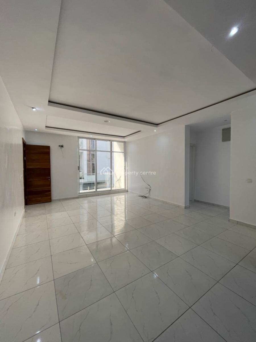 2 Bedroom Apartment, Ologolo, Lekki, Lagos, Flat / Apartment for Rent