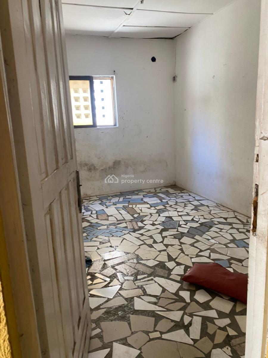 a Room Self Contained Bq, Off Admiralty Way, Lekki Phase 1, Lekki, Lagos, Self Contain (single Rooms) for Rent