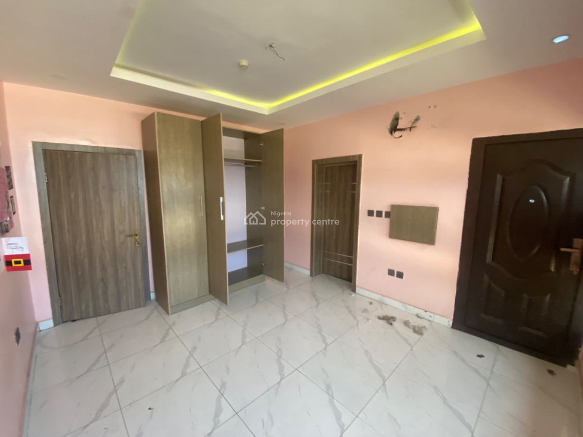 Spacious 2 Bedroom Apartment on The First Floor, Nike Art Gallery, Lekki Phase 1, Lekki, Lagos, Flat / Apartment for Rent