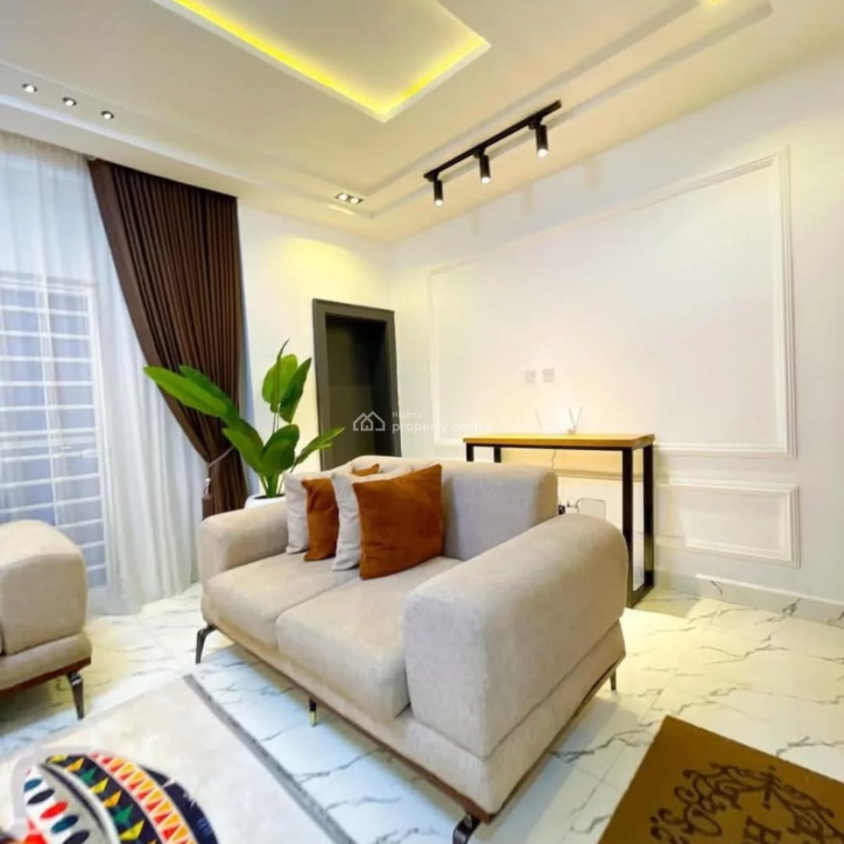 Standard 2 Bedroom Apartment, Lekki Phase 1, Lekki, Lagos, Flat / Apartment for Rent