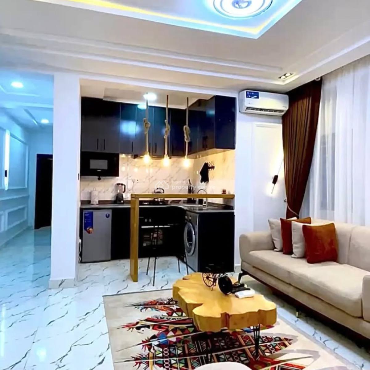 Standard 2 Bedroom Apartment, Lekki Phase 1, Lekki, Lagos, Flat / Apartment for Rent