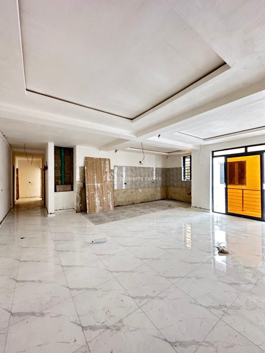 Well Built 2 Bedroom Apartment with Swimming Pool and Gym, Lekki Phase 1, Lekki, Lagos, Flat / Apartment for Sale