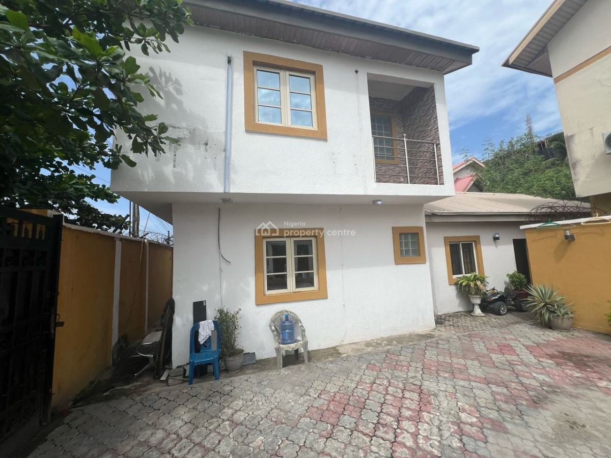 Spacious Self Compound 4 Bedroom Detached Duplex with 2 Rooms Bq, Lekki Phase 1, Lekki, Lagos, Detached Duplex for Rent