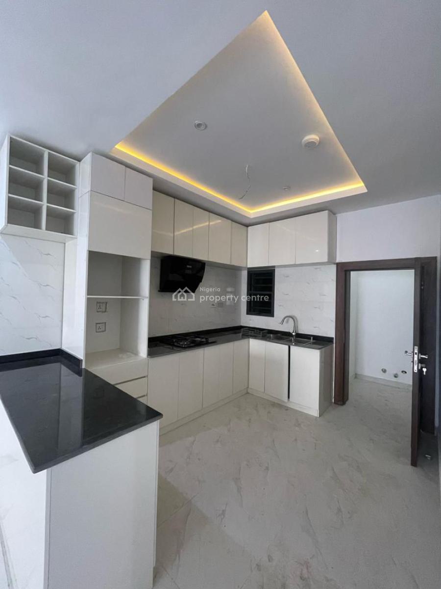 Luxury 2 Bedroom Flat, Lekki Phase 1, Lekki, Lagos, Flat / Apartment for Rent