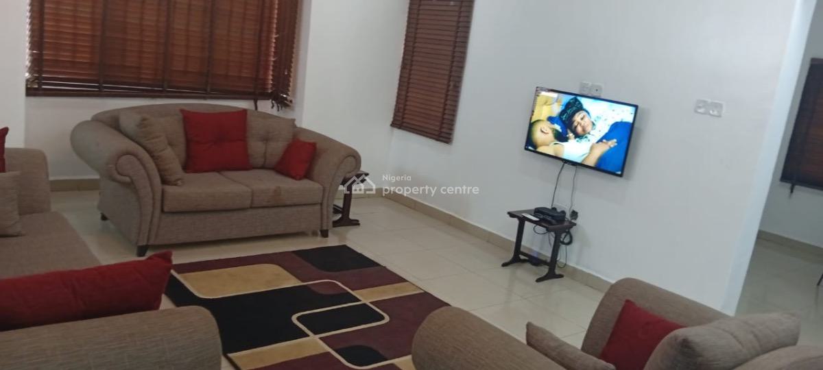 Luxury 3 Bedrooms Flat with Great Ambience, No.16, Aremo Soji Olagunju Street, Gra, Offa, Kwara, Flat / Apartment Short Let