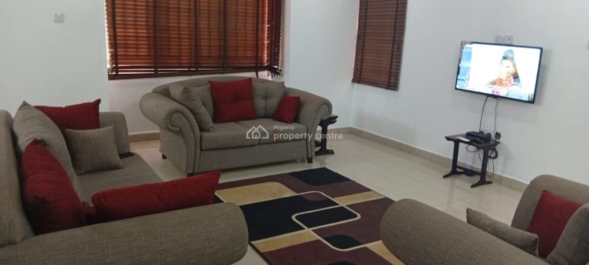 Luxury 3 Bedrooms Flat with Great Ambience, No.16, Aremo Soji Olagunju Street, Gra, Offa, Kwara, Flat / Apartment Short Let