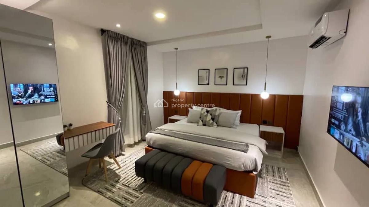Luxury One Bedroom with Excellent Features, Lekki Phase 1, Lekki, Lagos, Flat / Apartment Short Let