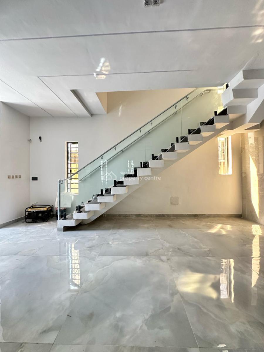 Beautiful 5 Bedroom Fully Detached Duplex with Bq, Lekki, Lagos, Detached Duplex for Sale
