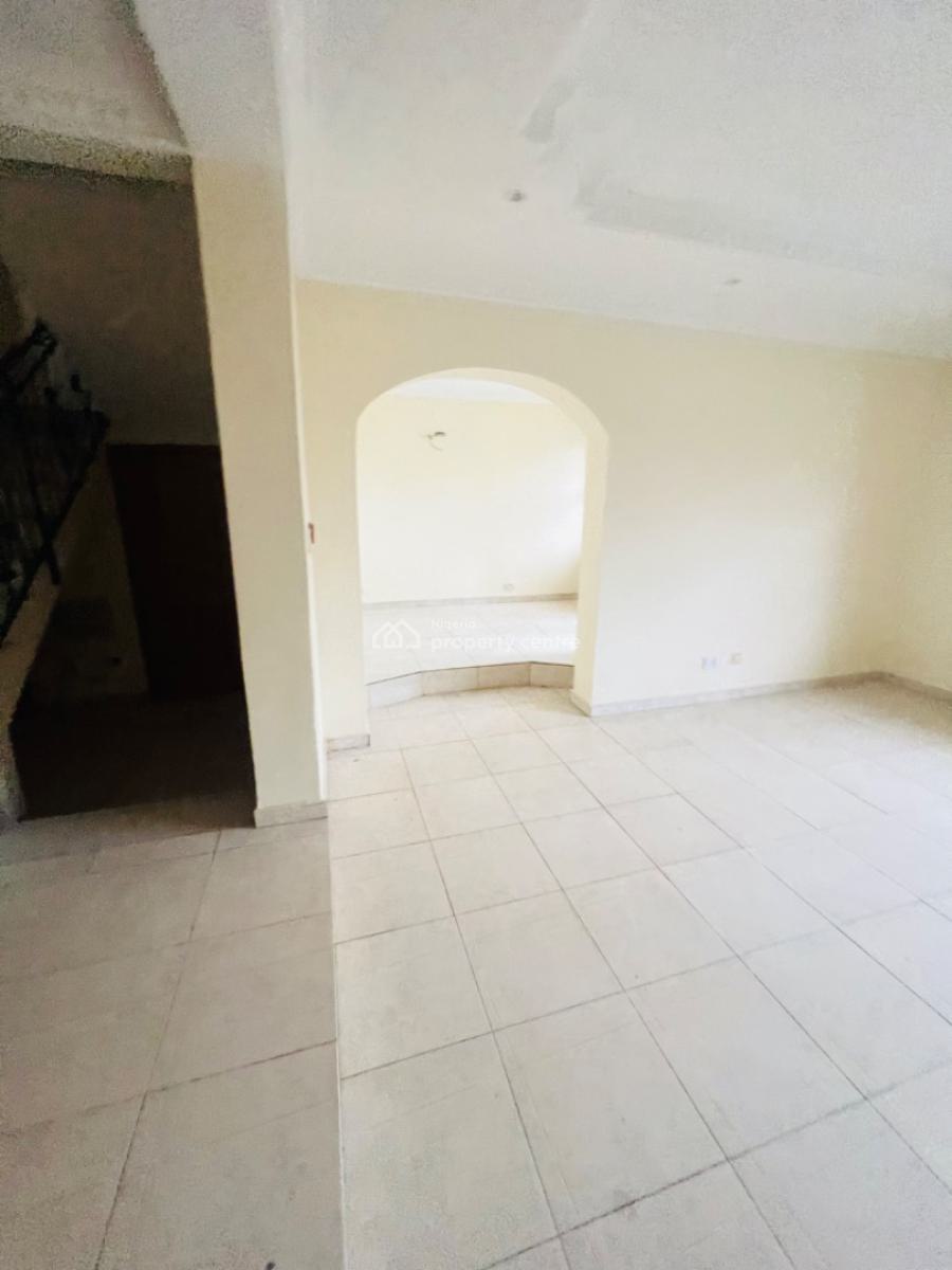 4 Bedroom Duplex, Lekki Right, Lekki, Lagos, Terraced Duplex for Rent