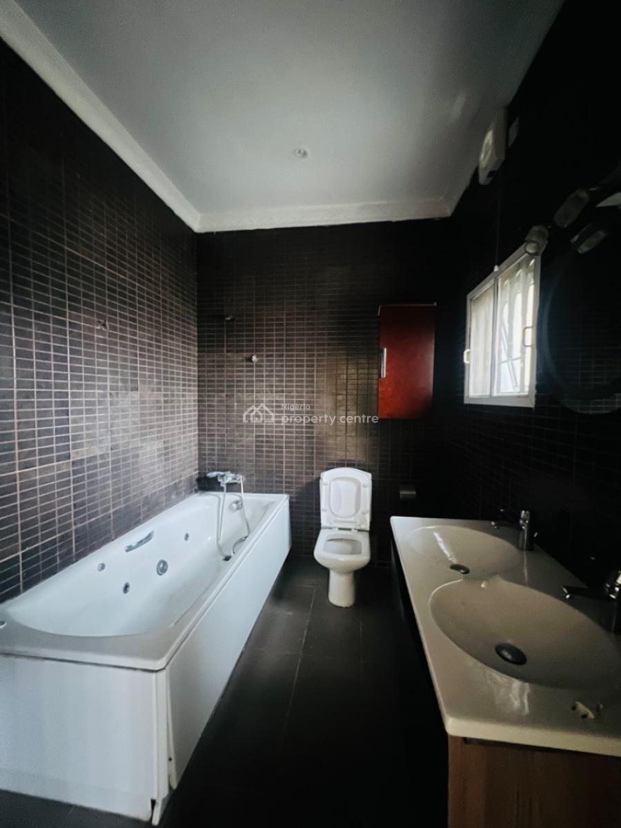 4 Bedroom Duplex, Lekki Right, Lekki, Lagos, Terraced Duplex for Rent