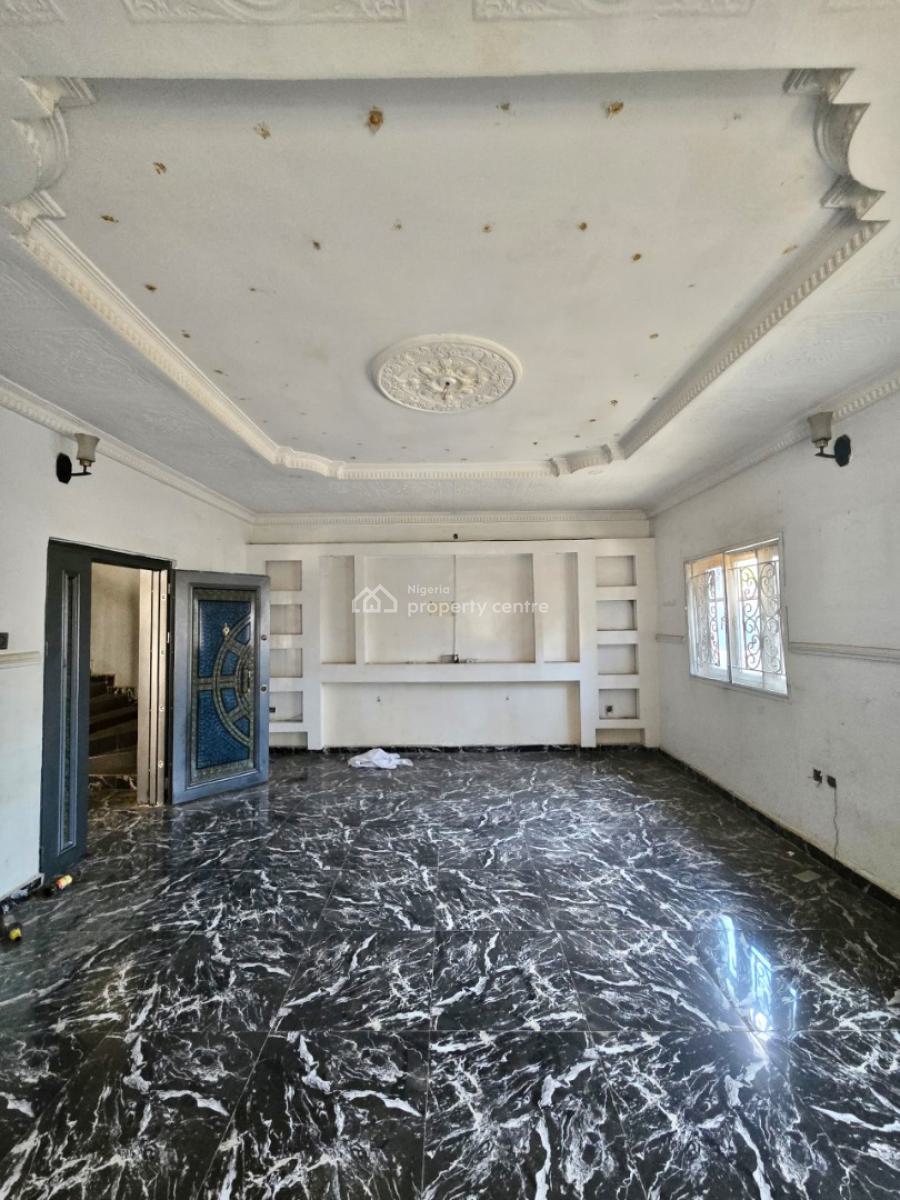 Neatly Used 4-bedroom Terrace Duplex., Maryland, Lagos, Terraced Duplex for Sale