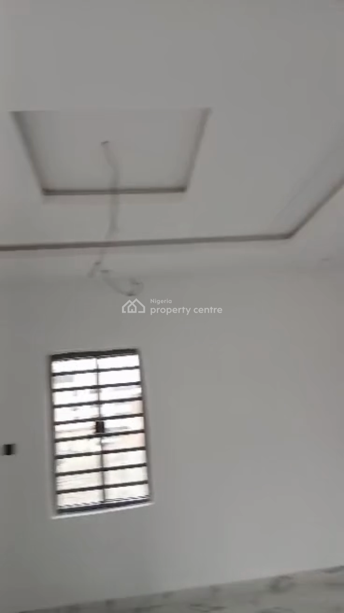 Standard and Executive 3 Bedrooms Flat, Alagomeji, Yaba, Lagos, Flat / Apartment for Rent