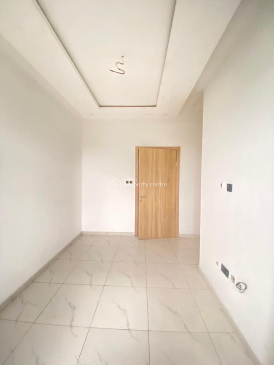 4 Bedroom Semi Detached, Off Adesanya, Lekki Phase 2, Lekki, Lagos, Semi-detached Duplex for Sale