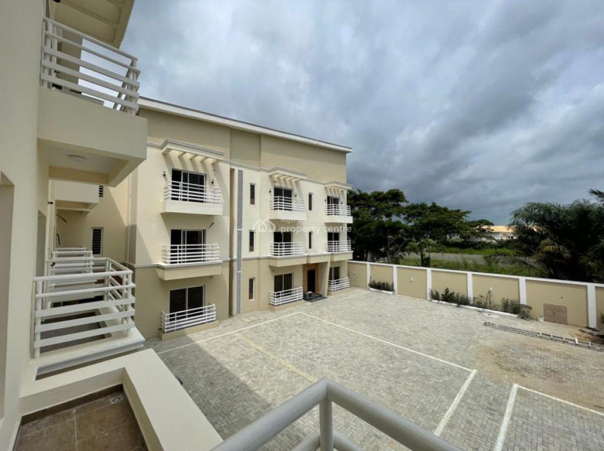 2 Bedroom, Off Adesanya, Lekki Phase 2, Lekki, Lagos, Flat / Apartment for Sale