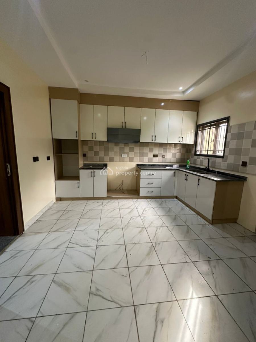 4 Bedroom Terrace Duplex with a Room Bq, Tarred Access Road, Jabi Main, Jabi, Abuja, Terraced Duplex for Sale