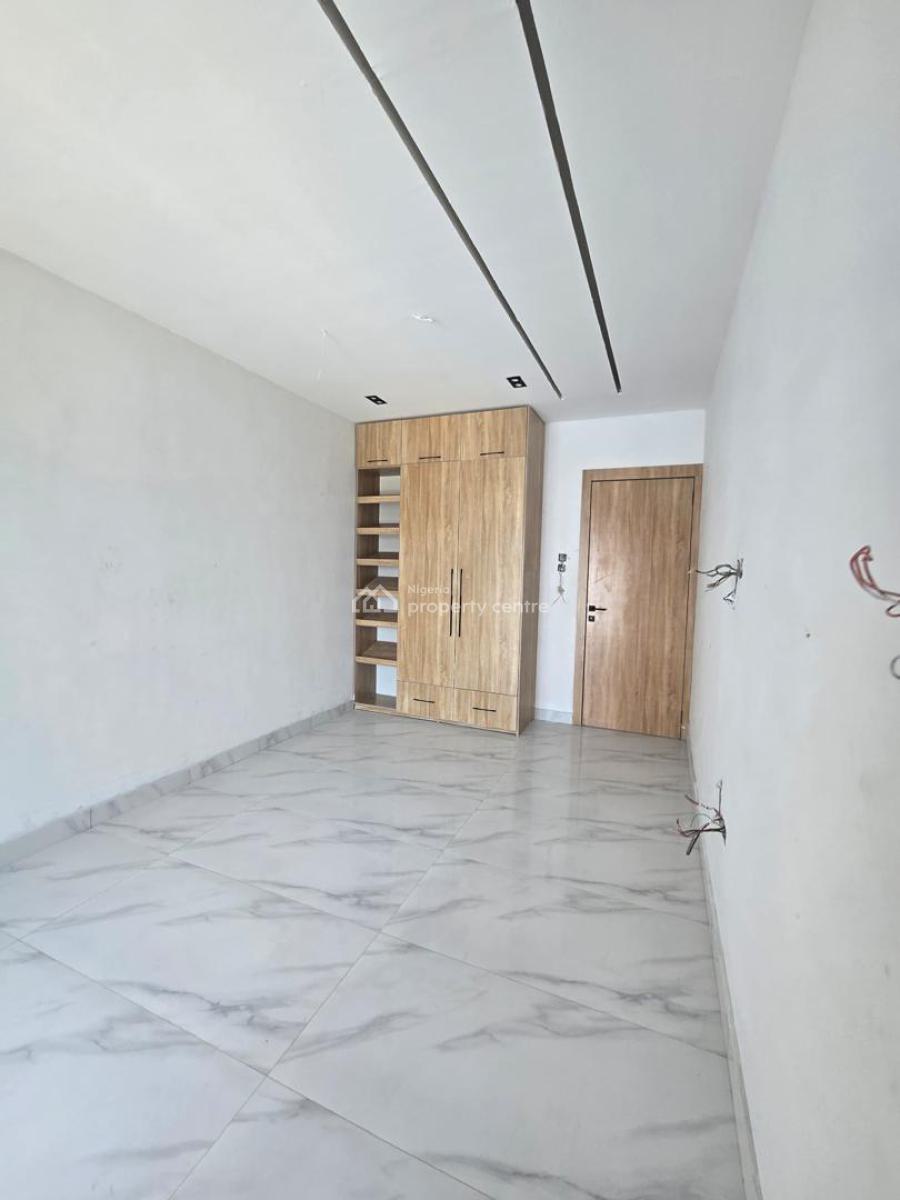 Luxury - Serviced 2 Bedroom Apartment+ Swimming Pool,gym,elevator,bq, Lekki Phase 1, Lekki, Lagos, Flat / Apartment for Sale
