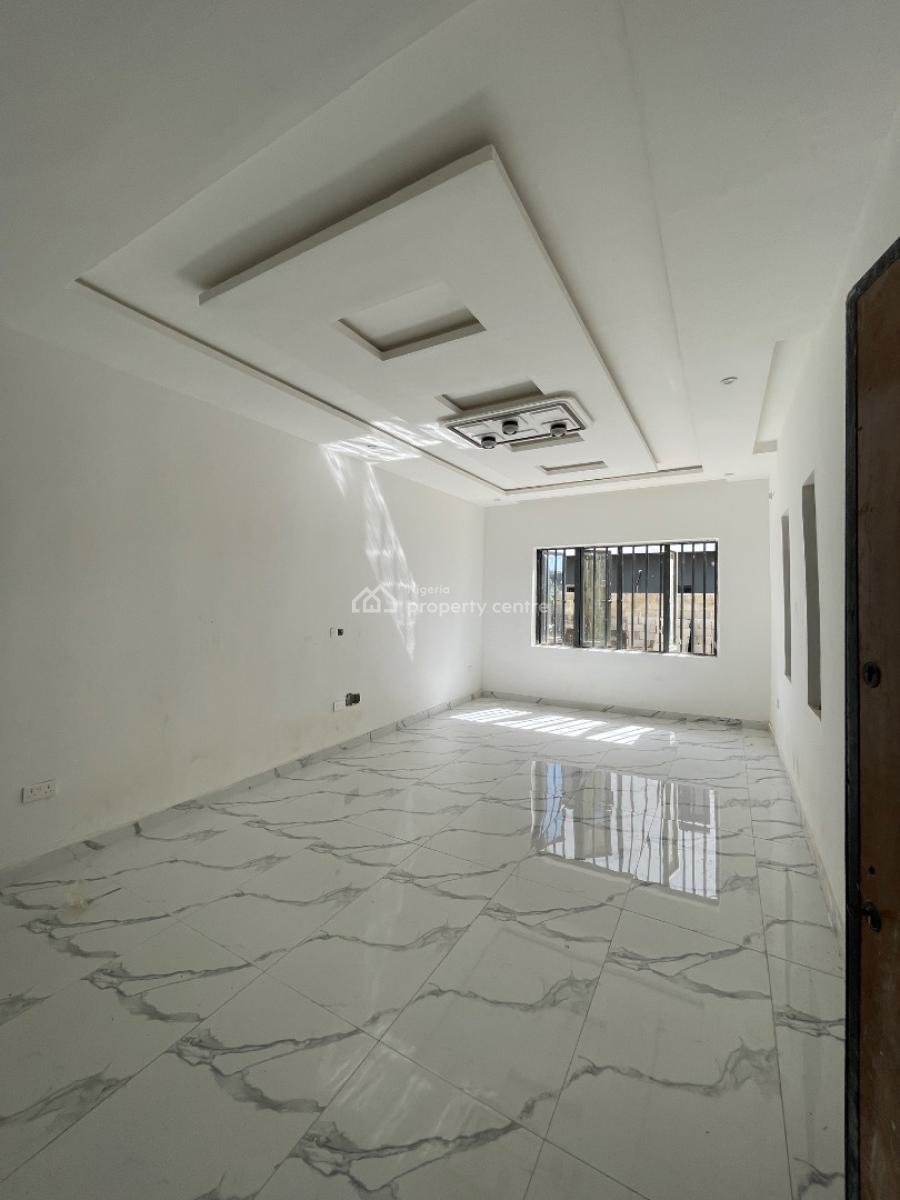 Contemporary 4 Bedroom Terrace, New Road, Lekki, Lagos, House for Sale
