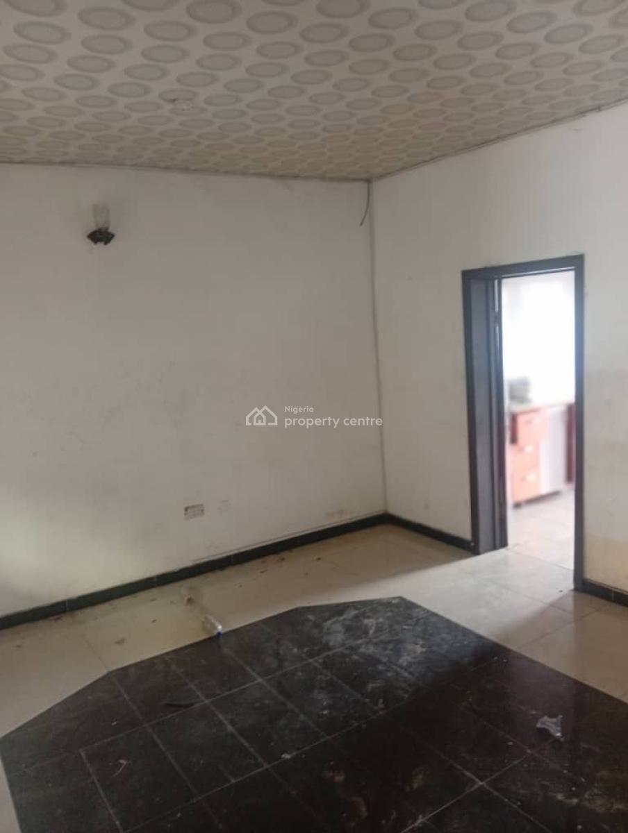 3 Bedroom Flat, Omotayo Street Behind Good Luck Bus Stop, Ogudu, Lagos, Flat / Apartment for Rent