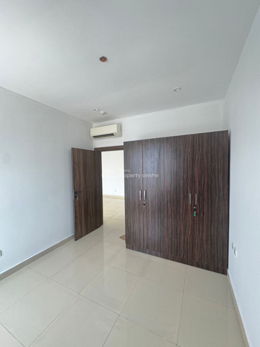 Sweet 2 Bedroom Apartment with Ocean View, Blue Water Apartment, Lekki Right, Lekki, Lagos, Flat / Apartment for Rent