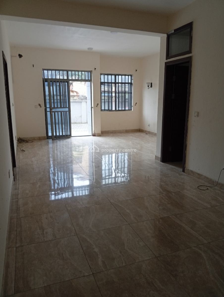 Cozy 3 Bedroom Apartment, Osapa, Lekki, Lagos, Flat / Apartment for Rent