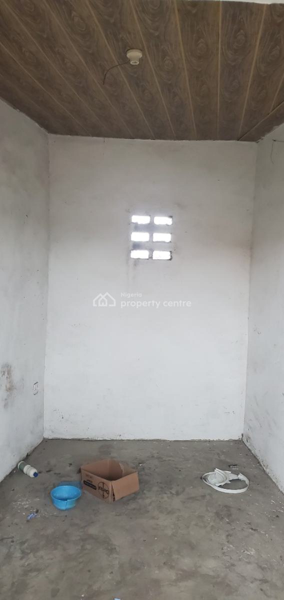Standard Spacious Shop, Bolaji Plaza, Opposite Mobil Filling Station, Oribanwa, Ibeju Lekki, Lagos, Shop for Rent