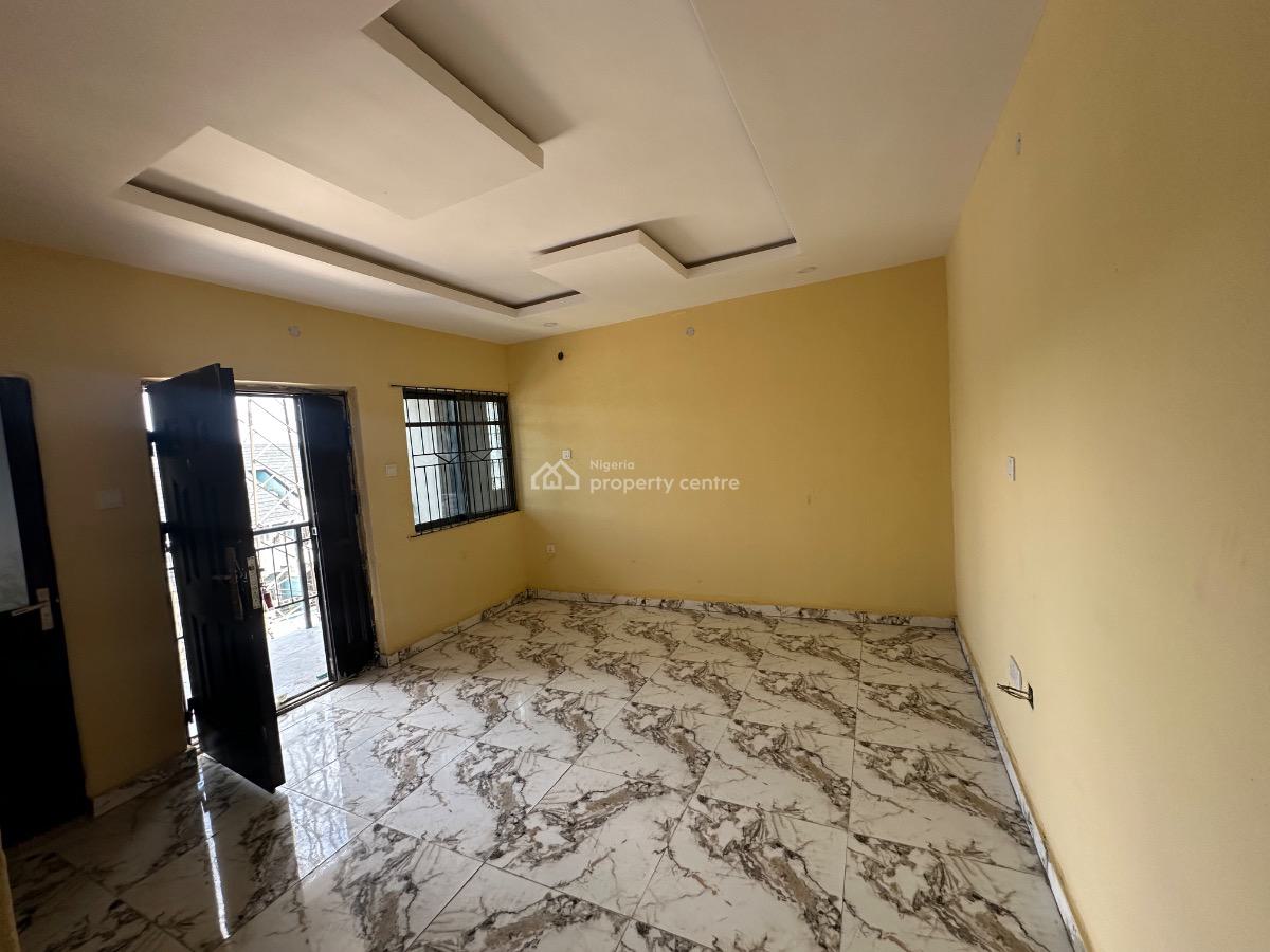 2 Bedroom Flat, Off International Airport, Ajao Estate, Isolo, Lagos, Flat / Apartment for Rent