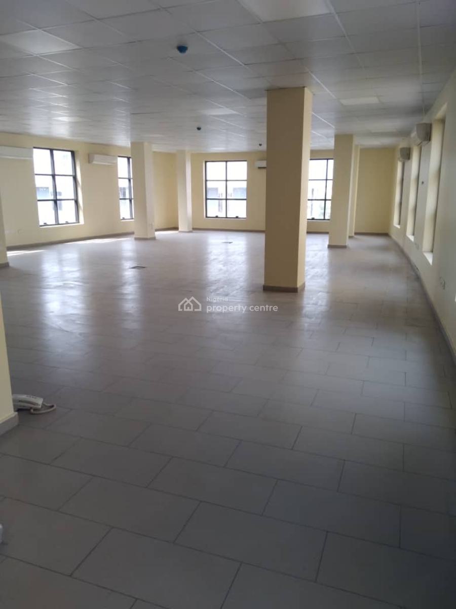 175sqm Open Plan Office Space on The 1st Floor, Admiralty Way, Lekki Phase 1, Lekki, Lagos, Office Space for Rent