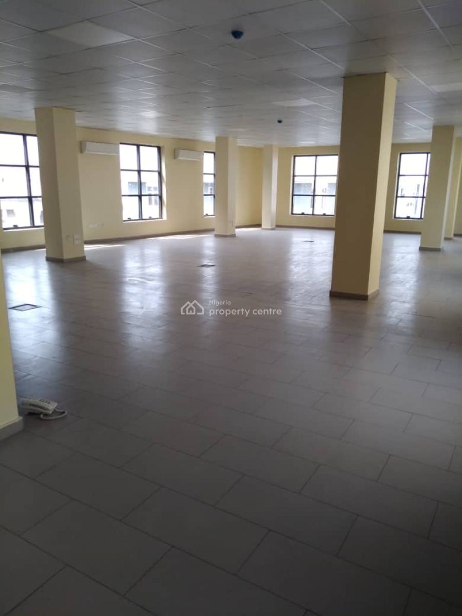 175sqm Open Plan Office Space on The 1st Floor, Admiralty Way, Lekki Phase 1, Lekki, Lagos, Office Space for Rent