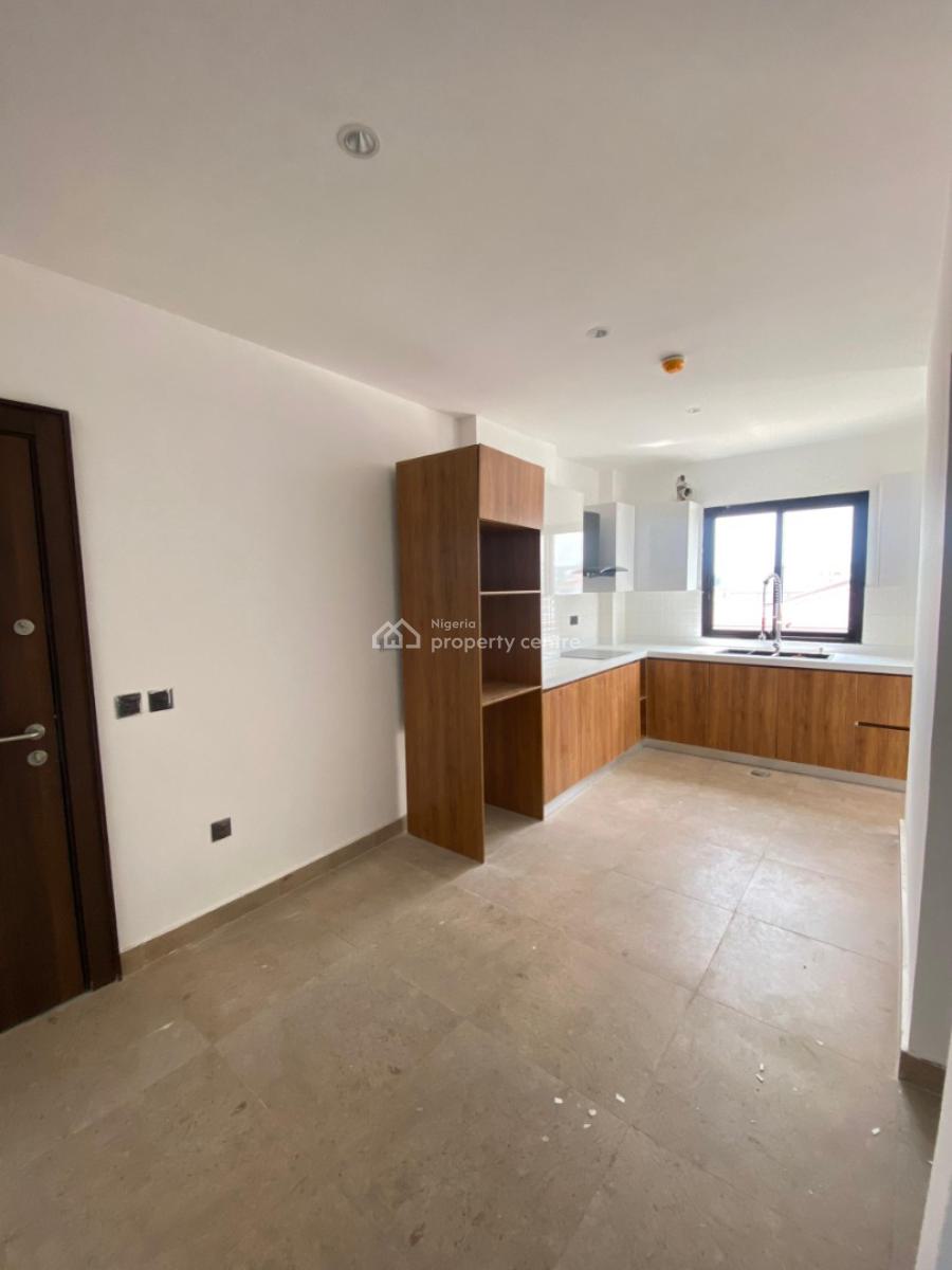 Aesthetically Pleasing 4 Bedroom Apartment with Swimming Pool Gym, Ikoyi Lagos Nigeria, Ikoyi, Lagos, Flat / Apartment for Sale