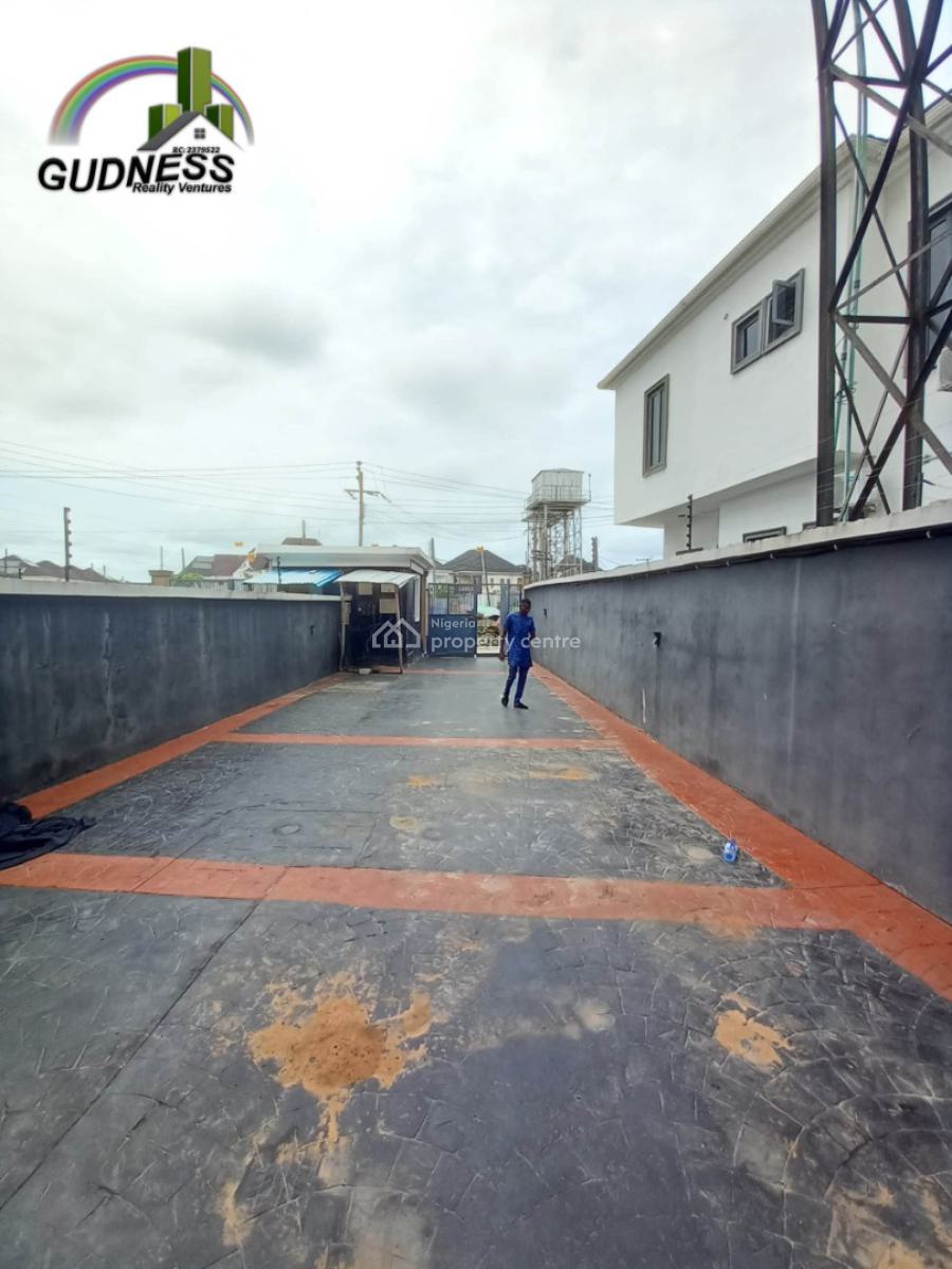 4 Bedroom Semi Detached Duplex (unfurnished), Ikota Villa Estate, Ikota, Lekki, Lagos, Semi-detached Duplex for Rent