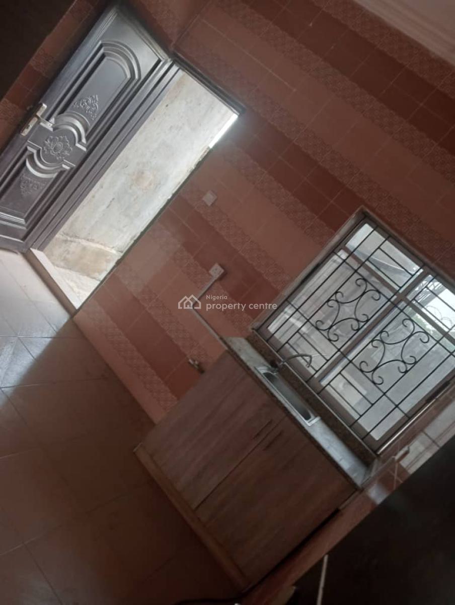 3 Bedroom Flat, Olowora, Magodo, Lagos, Flat / Apartment for Rent